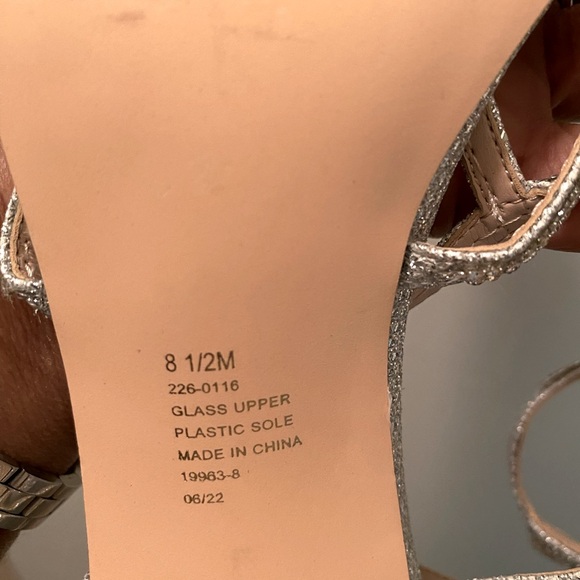 I.MILLER BEAUTIFUL STRAPPY SANDALS - Picture 6 of 8